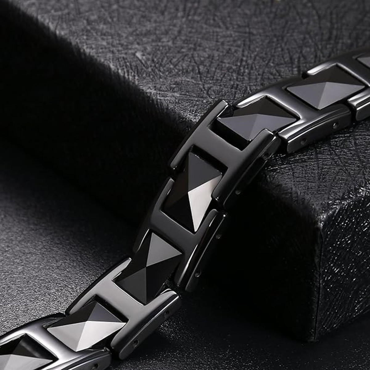 Pyramid Black Ceramic Couple E - Meditation Headband Eeg recension och pris
