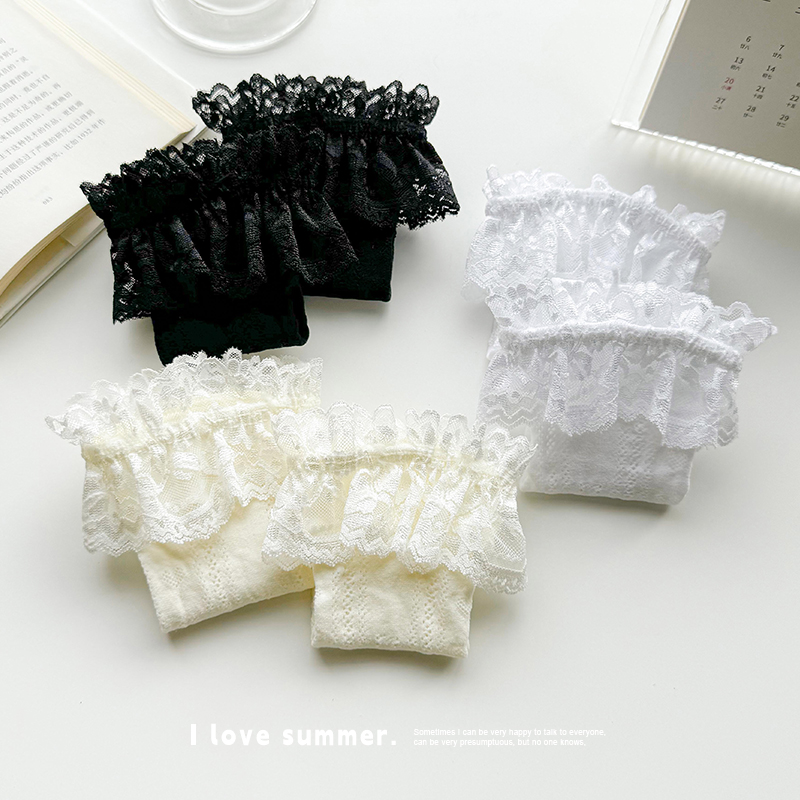 Summer Hollow Geometric Heart  - Baby Sock Oximeter recension och pris